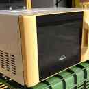 8 000 ft * Hausmeister mikró ( 45szél 30mély 26mag) 260320_030