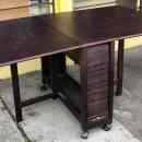 19 800 Ft * Dani összecsukható étkezőasztal ( 87szél 30/96/162mély 74mag)  260102_009