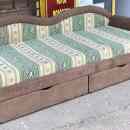 22 800 ft Zöld csíkos javított kanapé ( 220szél 80/160mély 50/90mag) 251021_018