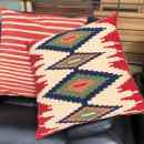 8 800 ft * Torontáli díszpárna pár ( 60szél 10mély 60mag) 260319_001