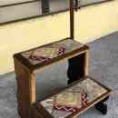 12 800 ft * Antik fellépő / lépcső ( 40szél 40mély 80mag) 260310_004