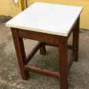 5 800 Ft * Fehérlapos hokedli ( 40szél 40mély 50mag)  260102_026