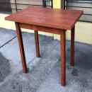 asztal ( 75szél 50/10mély 79mag) 260219_010