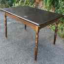 asztal ( 80szél 120/200mély 80mag) 260424_017