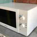 12 800.-ft * Samsung GW71B mikrohullámú sütő 750 W, grill teljesítménye 950 W. ( 50szél 35mély 27mag) 260805_020